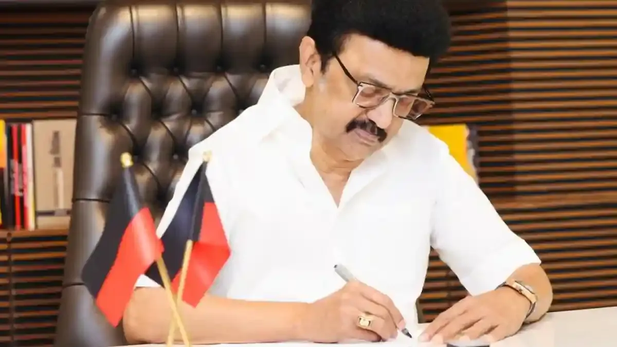 கலைஞரின் சாதனைகளை சமூக வலைதளங்களில் பரப்புக -  திமுகவினருக்கு மு.க.ஸ்டாலின் கடிதம்!